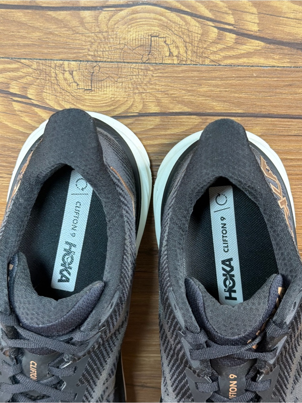 Hoka Clifton 9 Women's‎ Running Shoes Black Rose Gold Size 9.5 - Picture 9 of 10